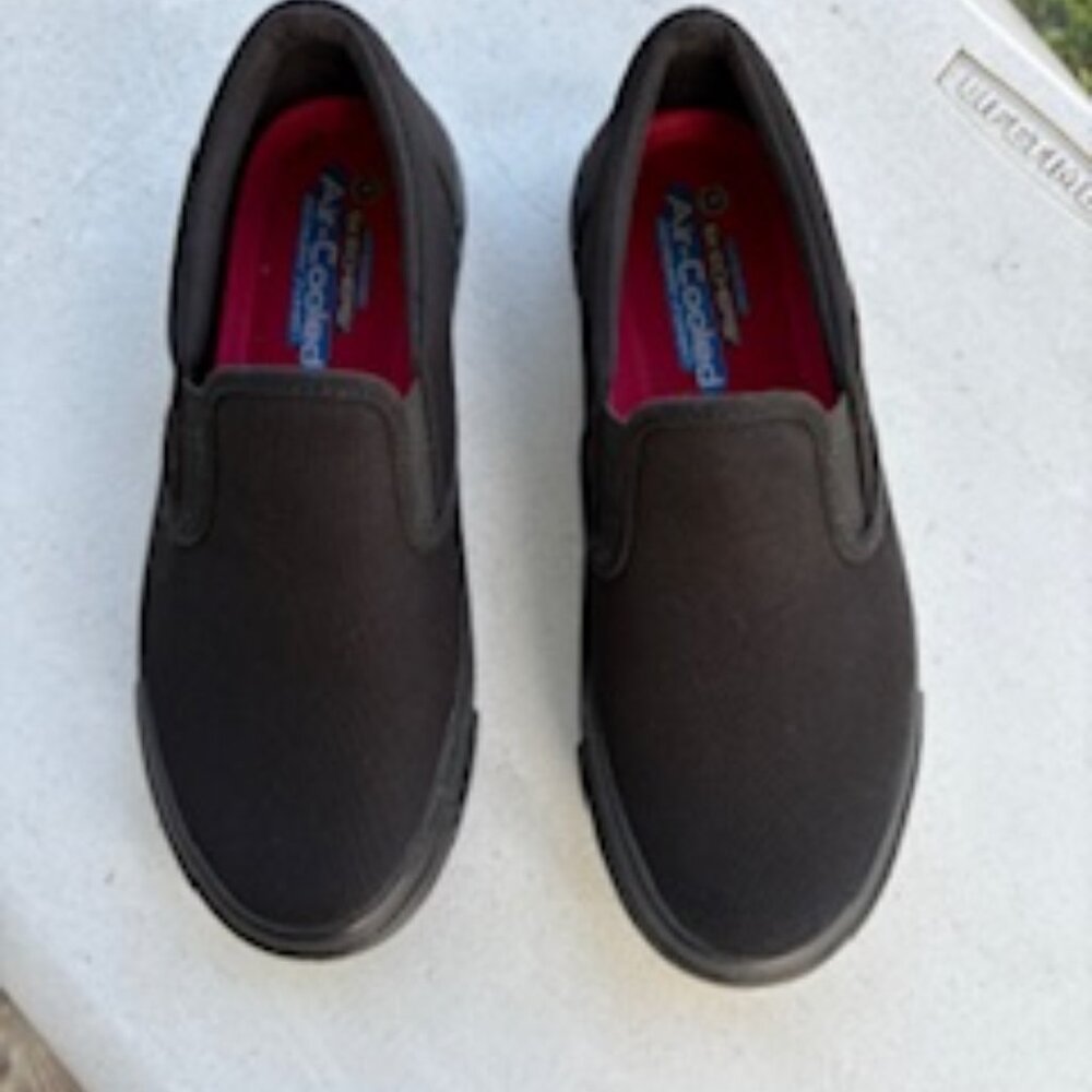 Skechers, non-lip sole, work shoes.  Black, size 7.5M.  Style #108012 BLK.
